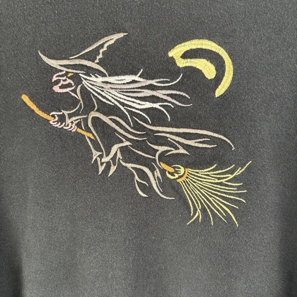 Vintage Top Threads Embroidered Witch Halloween Sweater Pullover Thick Medium - Picture 3 of 5